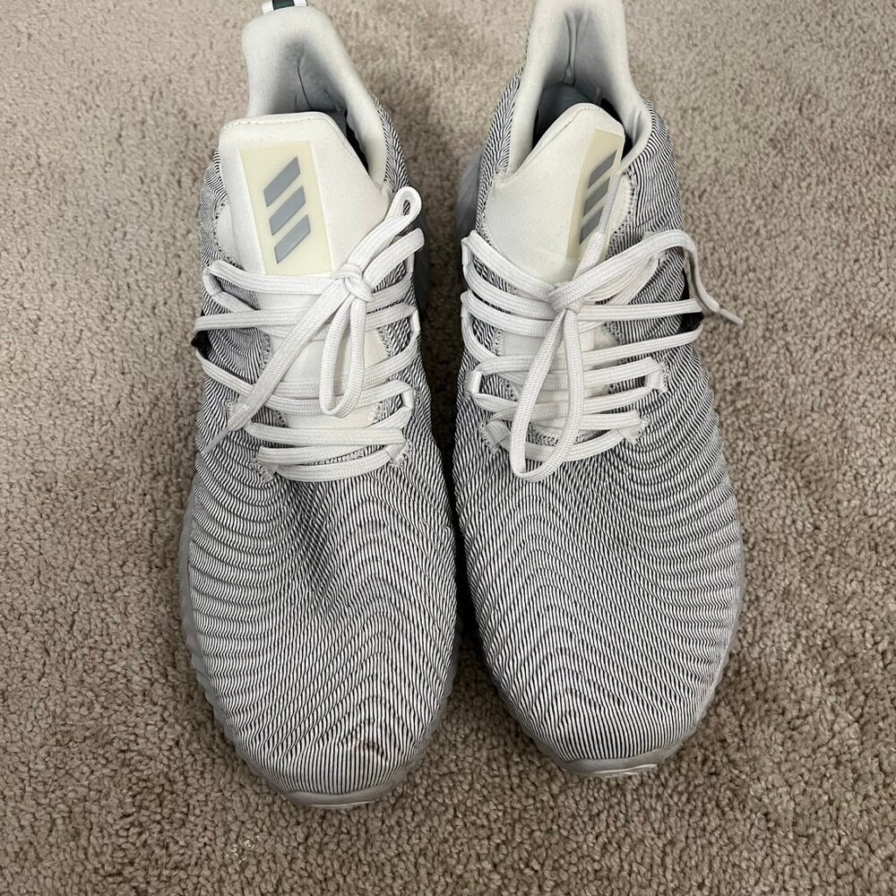 Adidas AlphaBounce Instinct Shoes 11